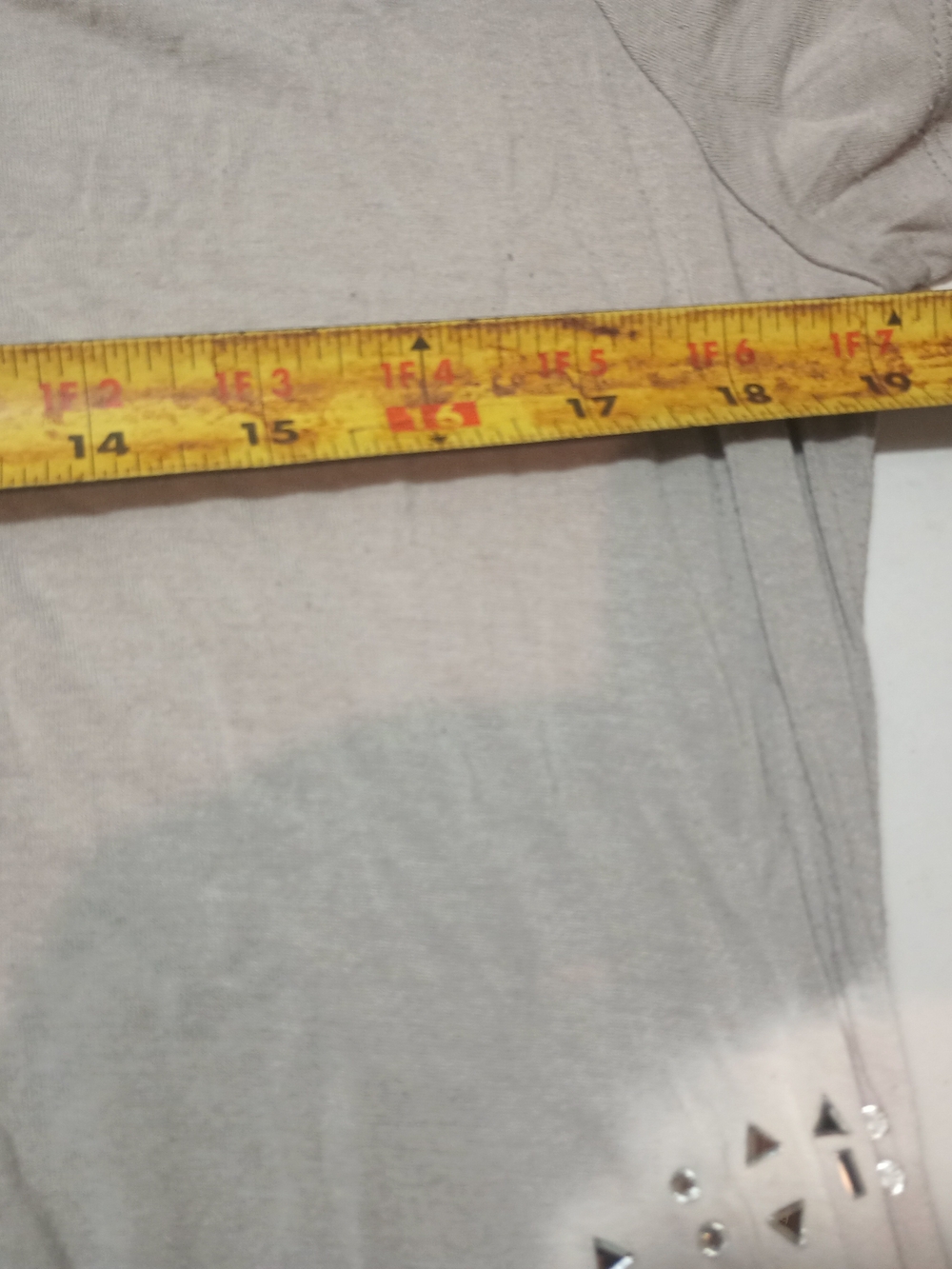 Belldini Gray and White Tie-Dye Short Sleeve Tunic with Stud Accents - Picture 5 of 6